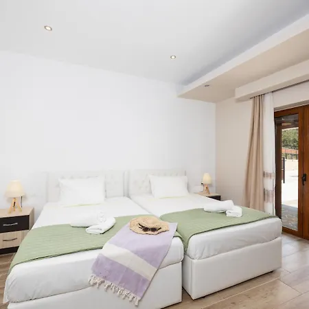 Villa Reggina Atsoupades