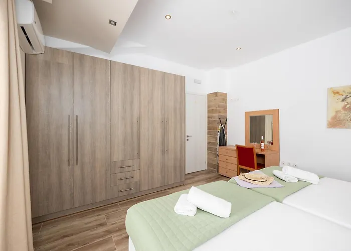 Reggina Villa Atsoupades